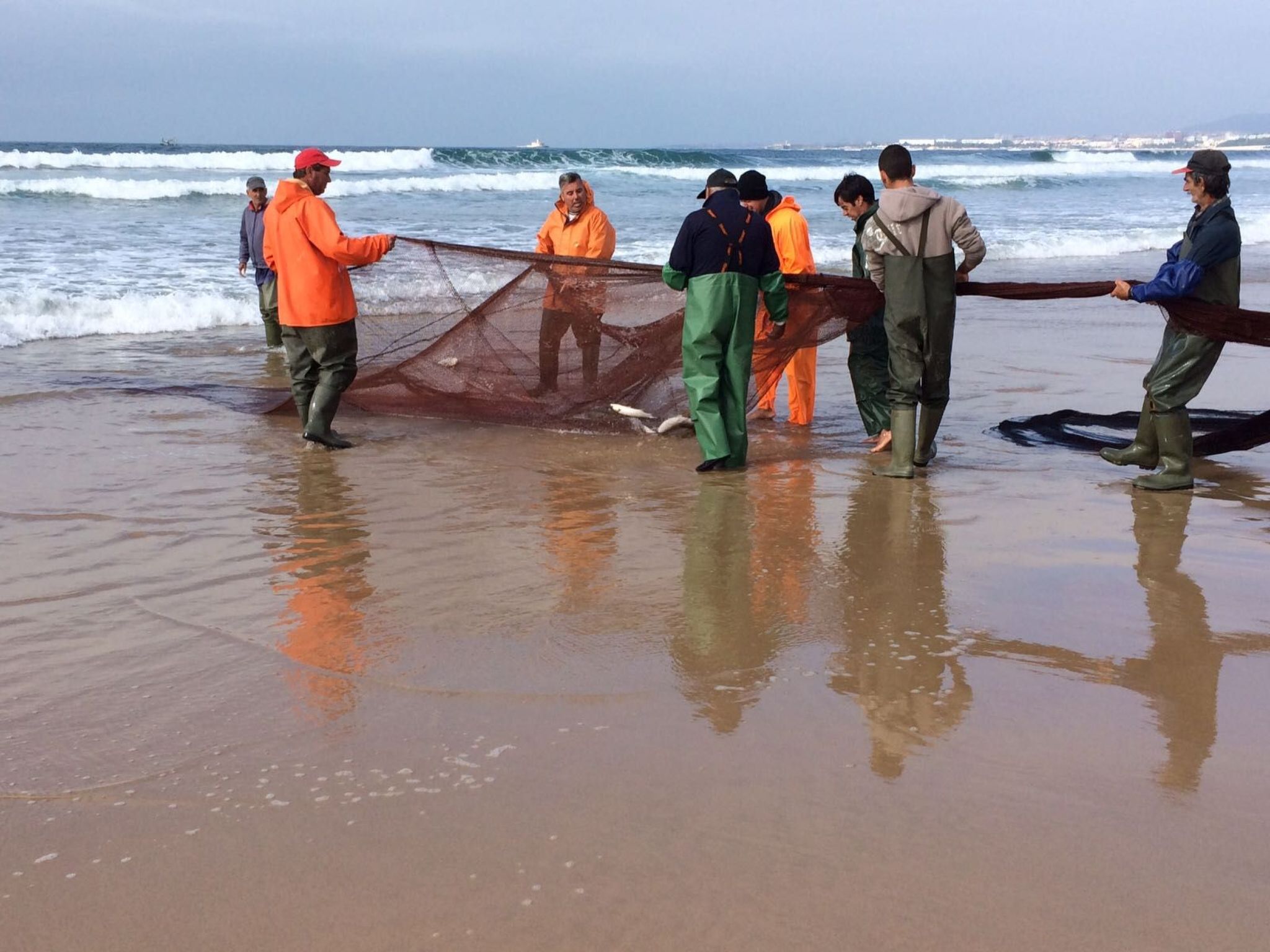In Sesimbra mit Grill, Terrasse und Garten-Binnen