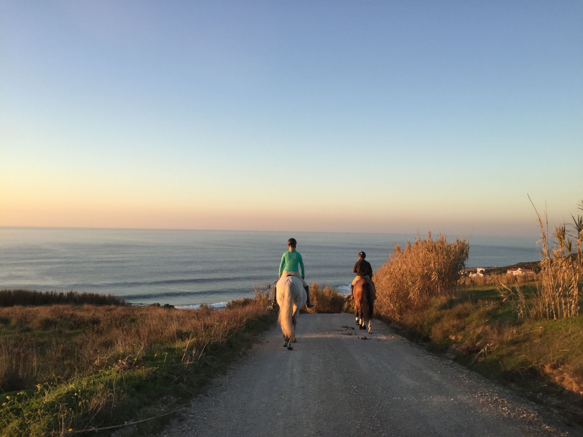 In Sesimbra mit Grill, Terrasse und Garten