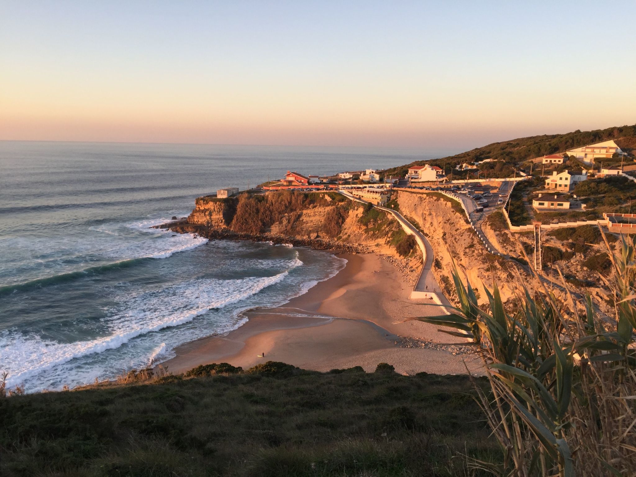 In Sesimbra mit Grill, Terrasse und Garten-Binnen