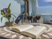 Sesimbra Prime Apartment: Luxe aan Zee met Terras - thumbnail 3
