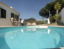Zonnige villa met privézwembad nabij strand Sesimbra - thumbnail 1