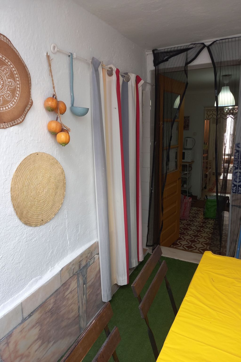 Geschichte, Önologie und Gastronomie im Alentejo-Drinnen