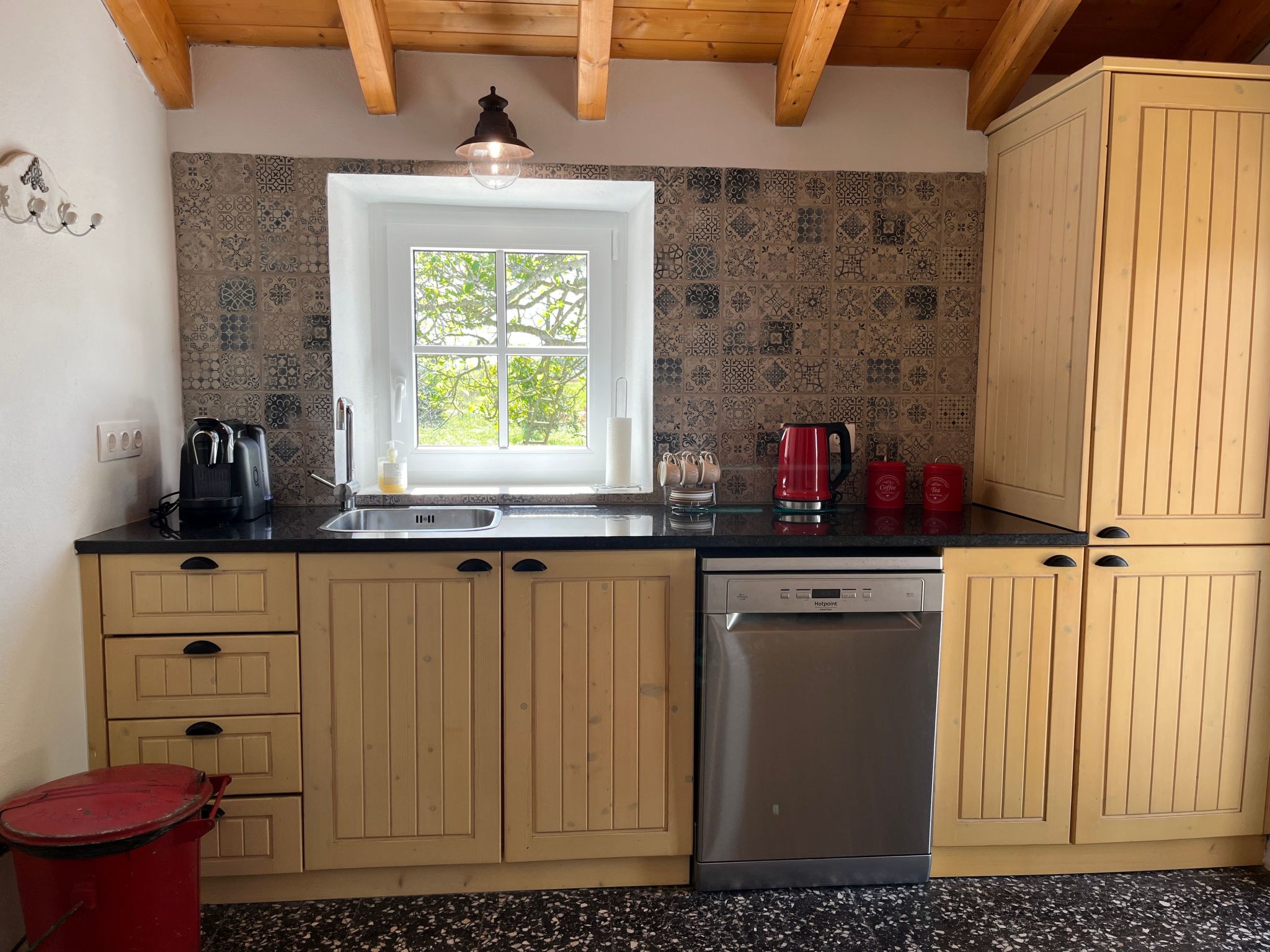 Schönes Landhaus mit Tauchbecken, Strand 3km-Drinnen