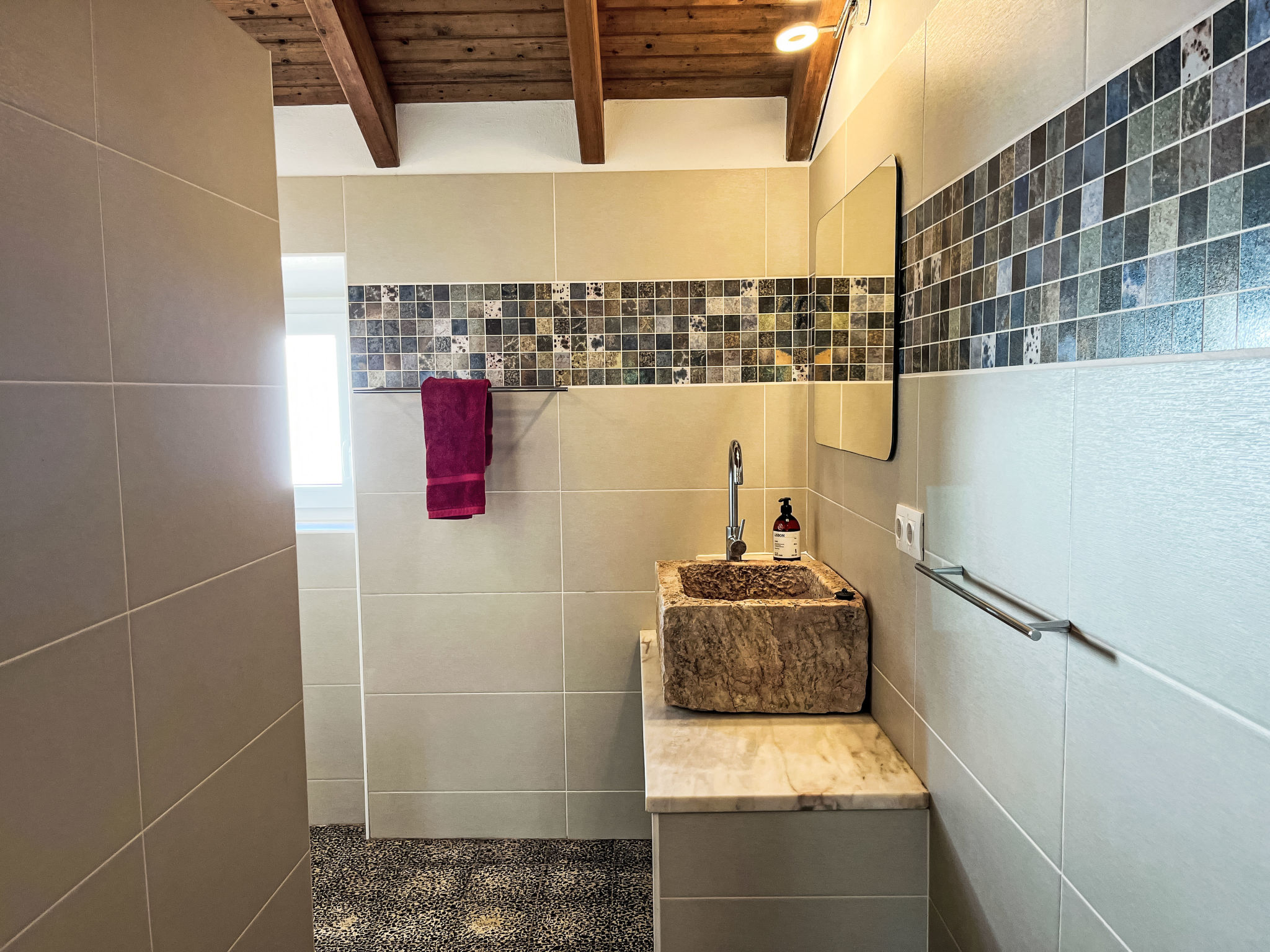 Maison Schönes Landhaus mit Tauchbecken, Strand 3km – Salle de bains, photo 5 sur 31