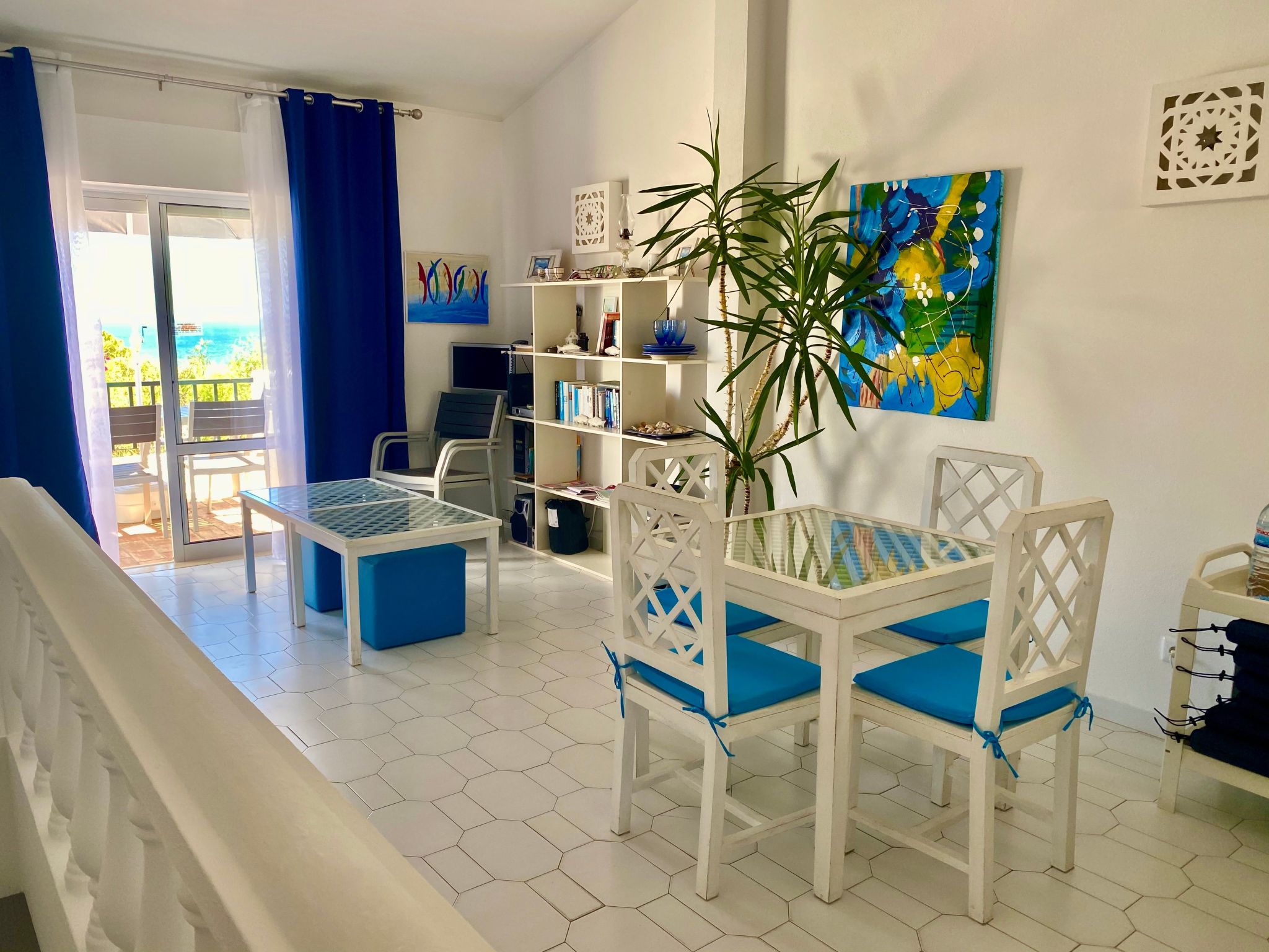 Zentrales Ferienhaus mit bezauberndem Meerblick-Image-tags.info