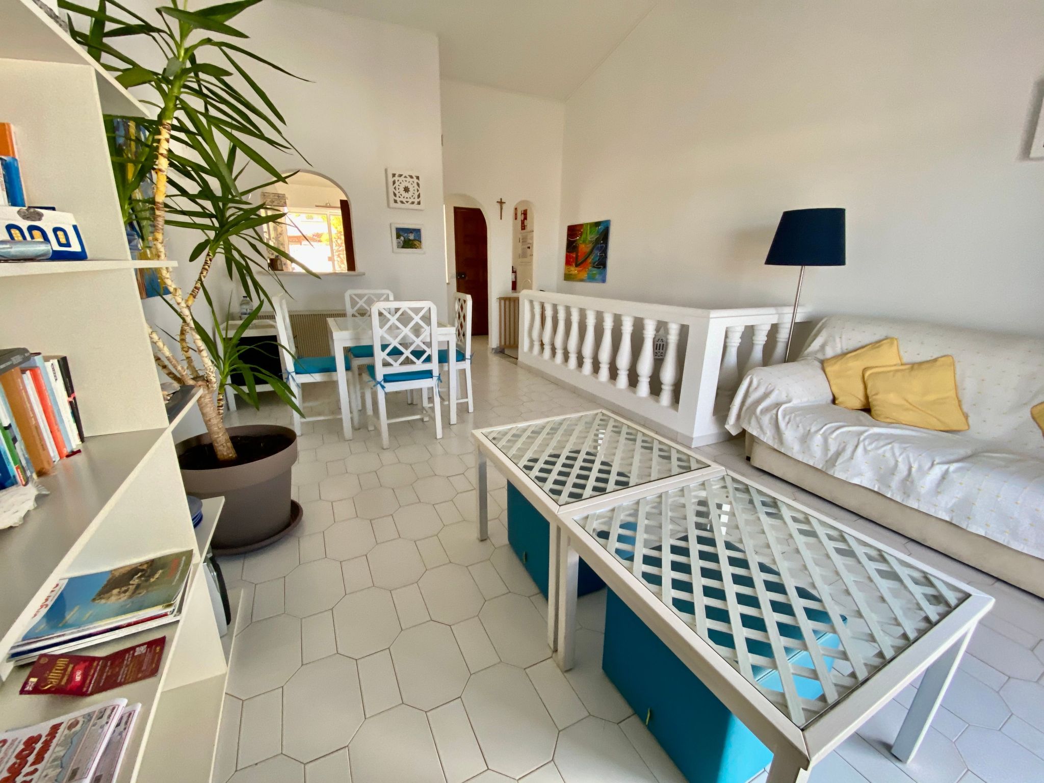 Zentrales Ferienhaus mit bezauberndem Meerblick-Image-tags.info