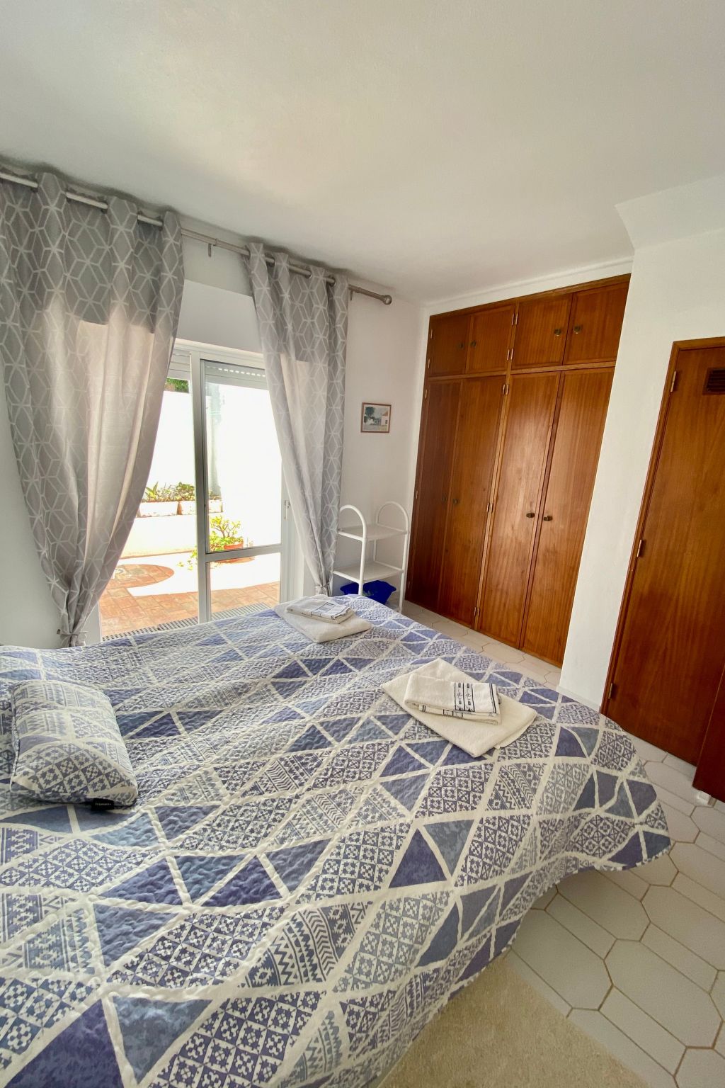 Zentrales Ferienhaus mit bezauberndem Meerblick-Image-tags.info