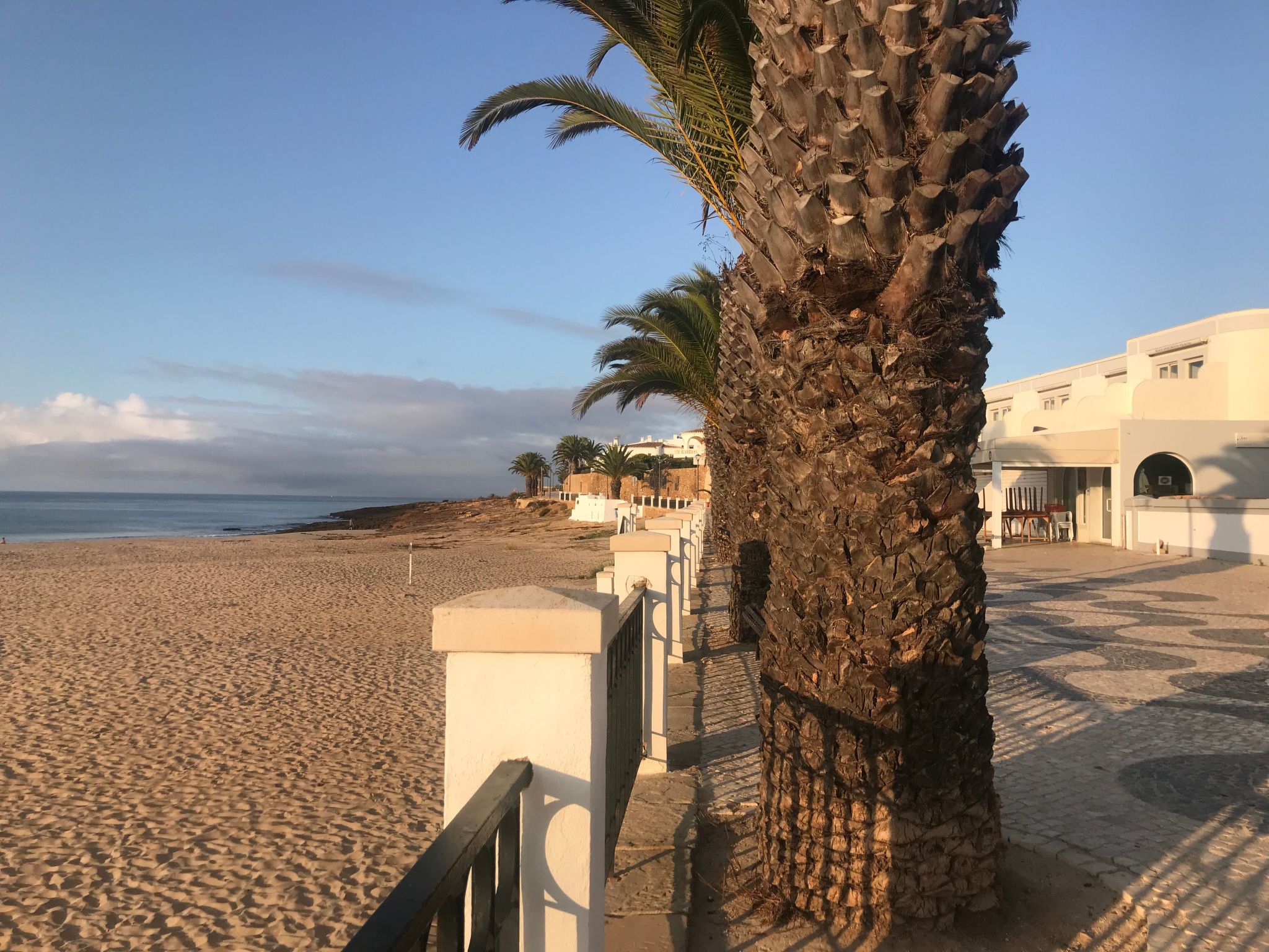 Zentrales Ferienhaus mit bezauberndem Meerblick-Image-tags.info