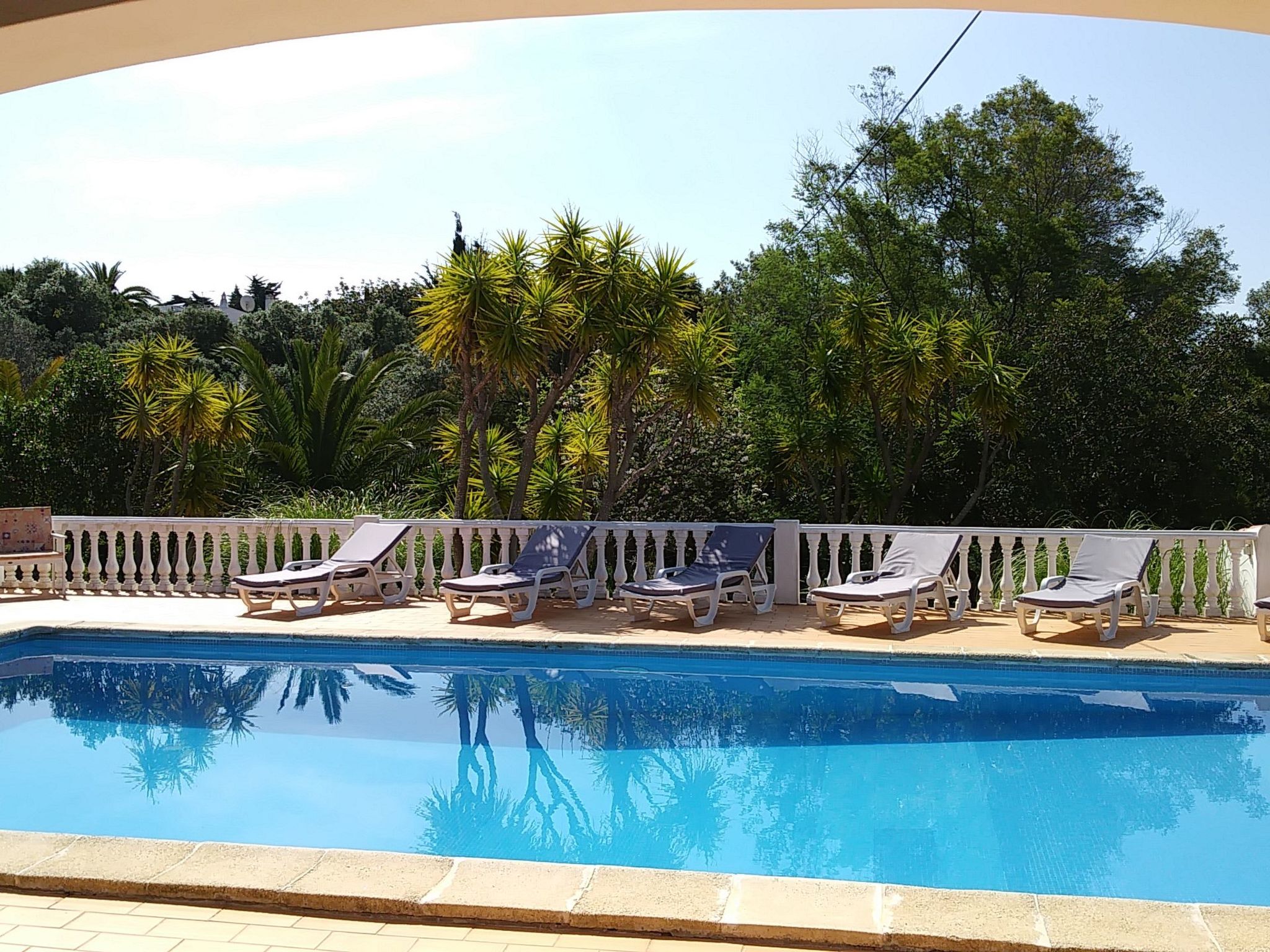 Photo of mit Terrasse und Gemeinschaftspool