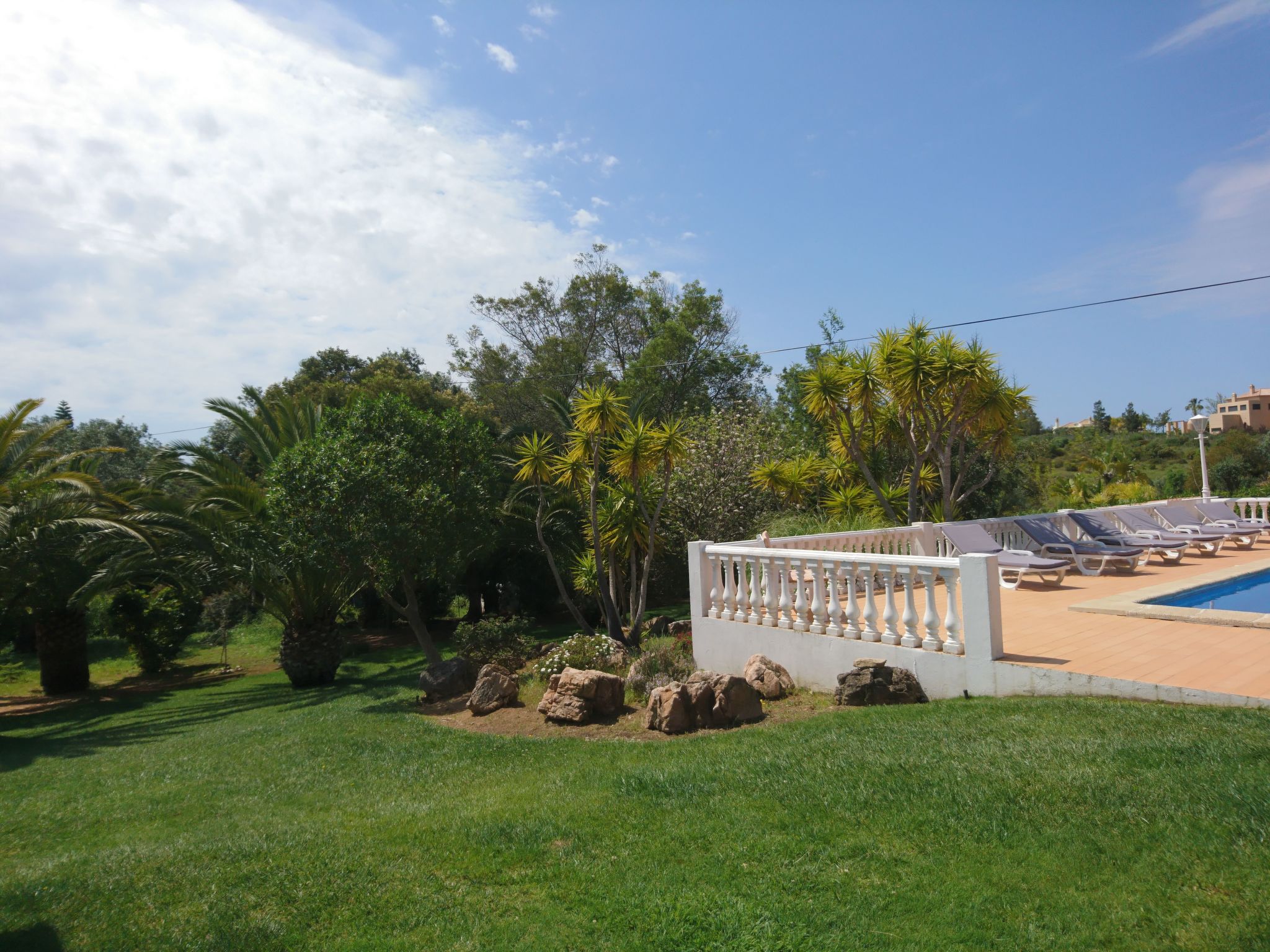 Photo of mit Terrasse und Gemeinschaftspool