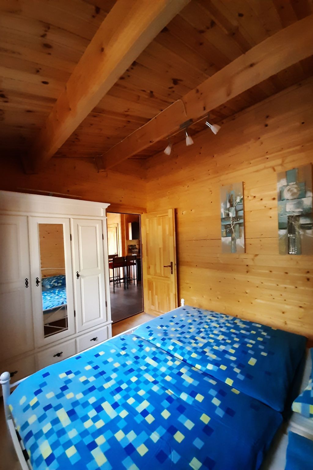 Photo of mit Terrasse und Gemeinschaftspool