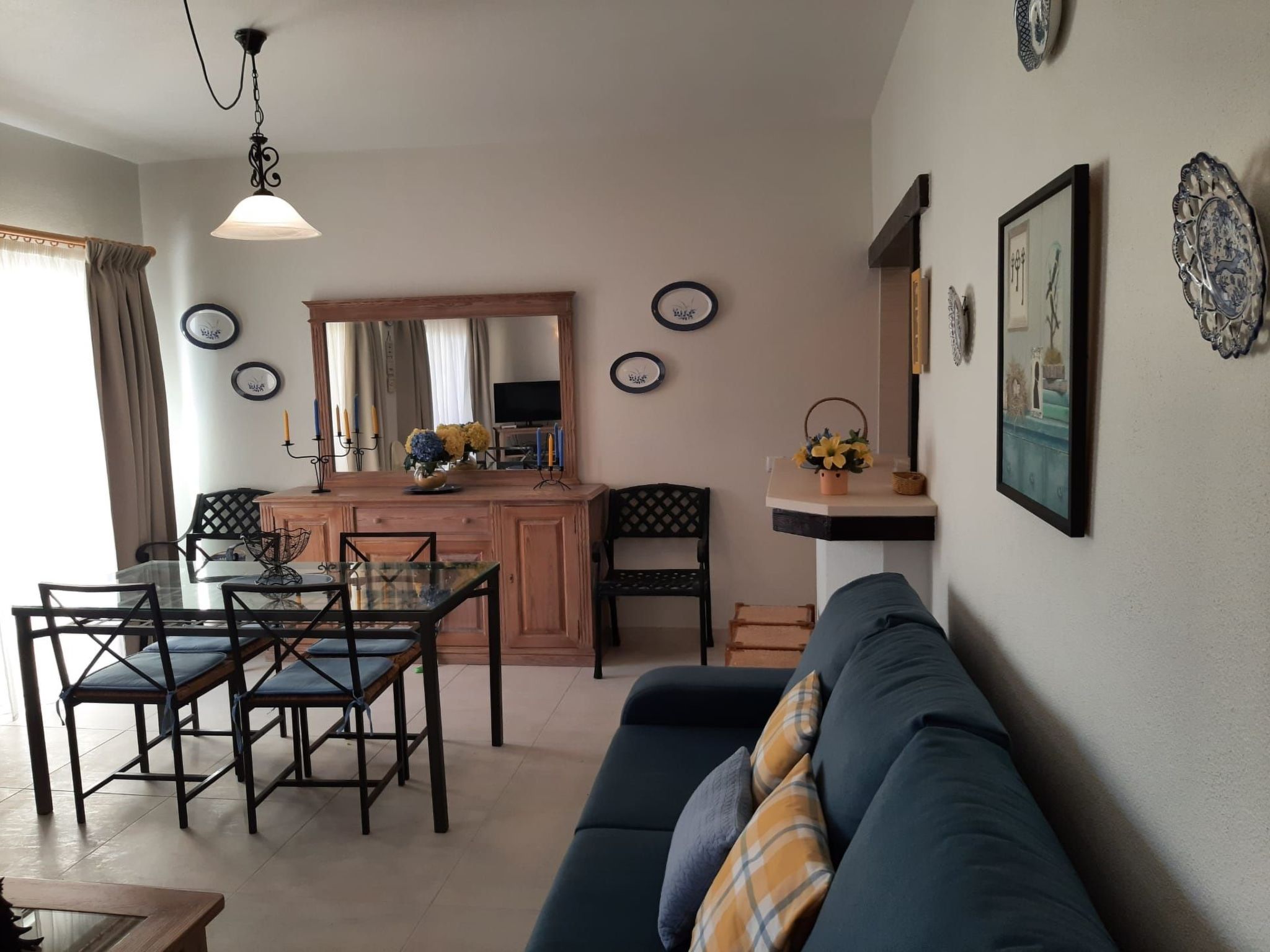 Wohnung mit Infinity-Pool-Image-tags.info