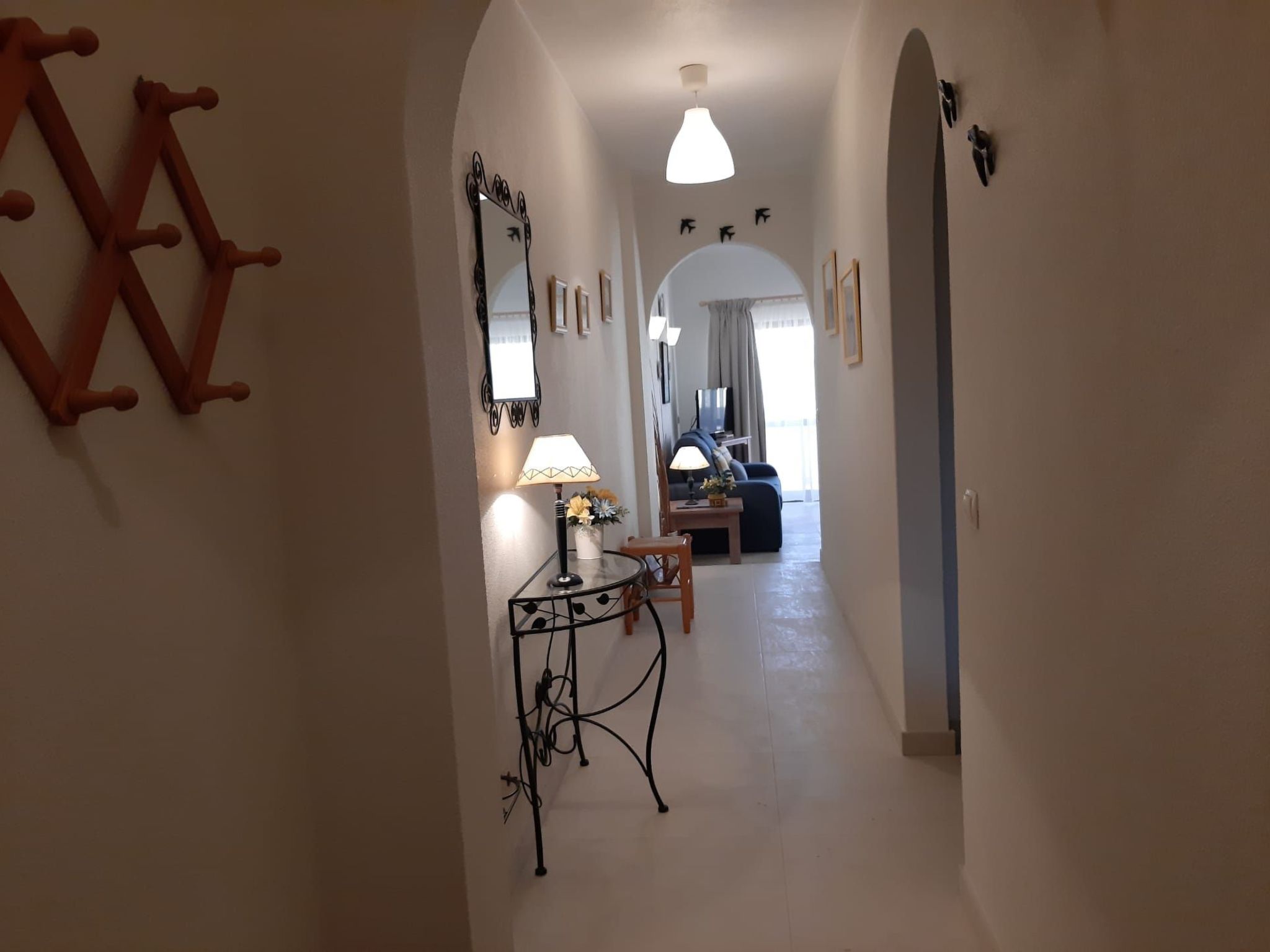 Wohnung mit Infinity-Pool-Image-tags.info