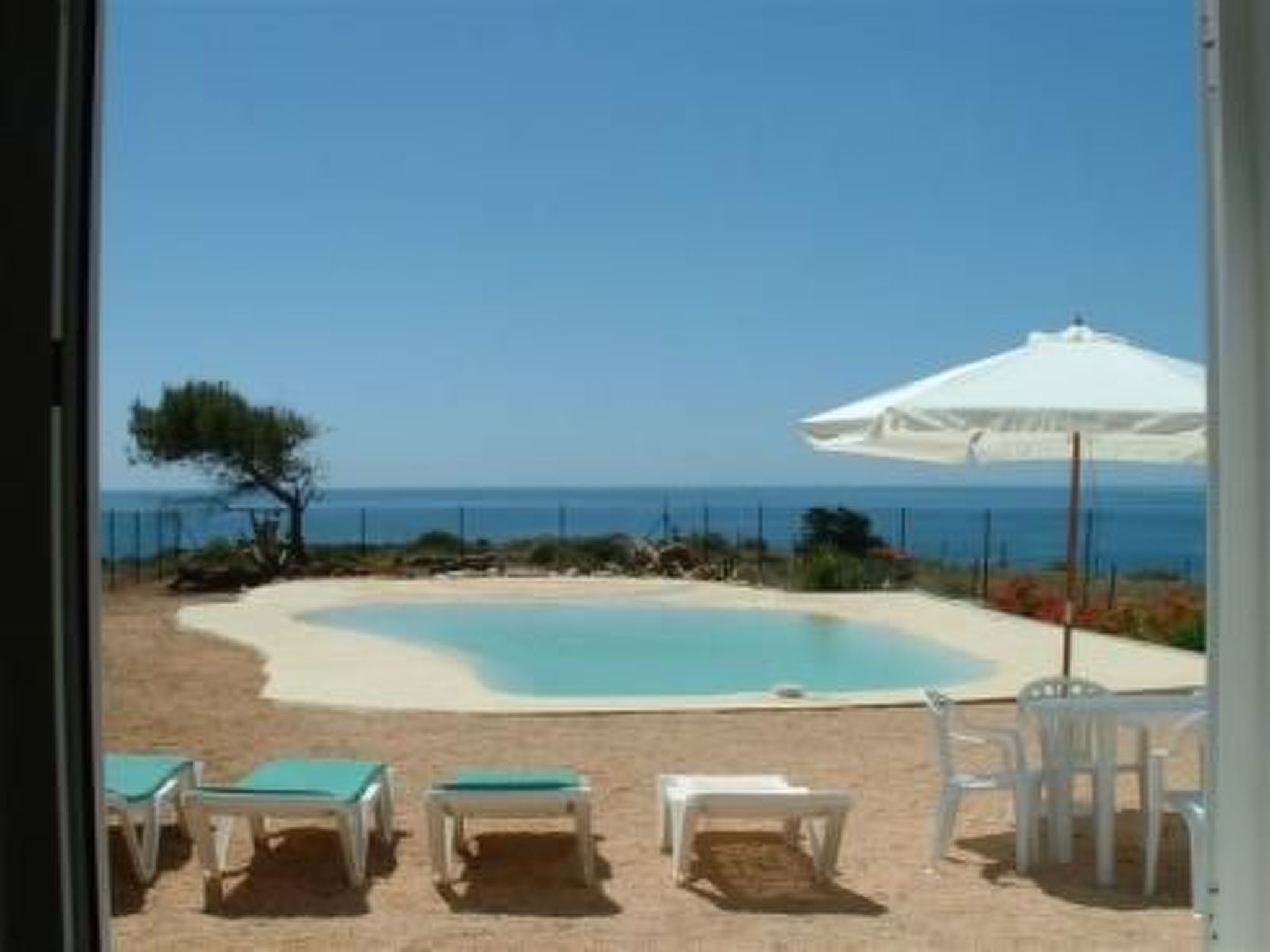 Photo of Einzigartige Lage, atemberaubende Aussicht, Leben in der Natur.