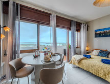Knusse studio op 300 meter van Praia de Alvor - thumbnail 2