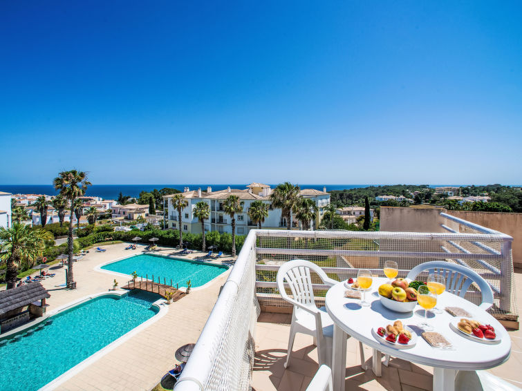 Golfbaan op 50m: Ruim appartement voor 6 personen in Portimão in Portimão
