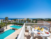 Estrela do Vau: Modern 3-slaapkamerappartement op 500m van het strand - thumbnail 1
