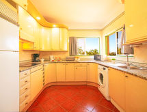 Stijlvol 3-slaapkamer appartement bij Praia do Vau, Portimão - thumbnail 4