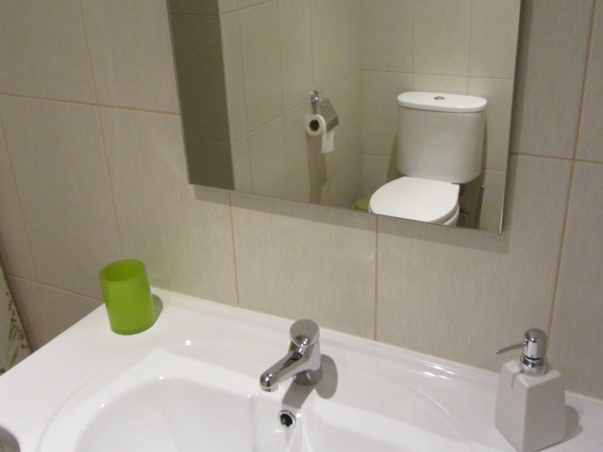 "Peixes" mit Blick auf das Wasser-Binnen