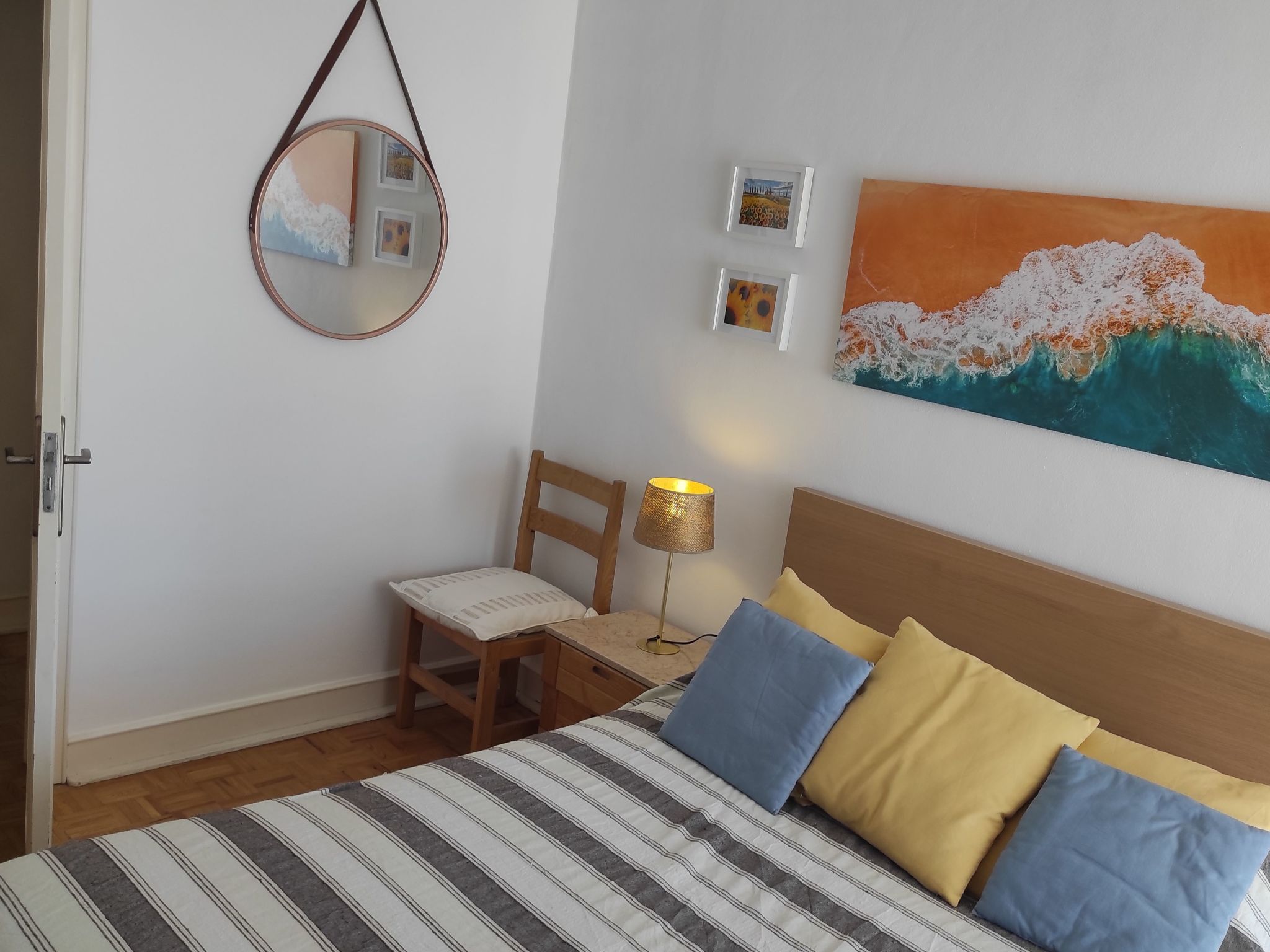 "Peixes" mit Blick auf das Wasser-Binnen