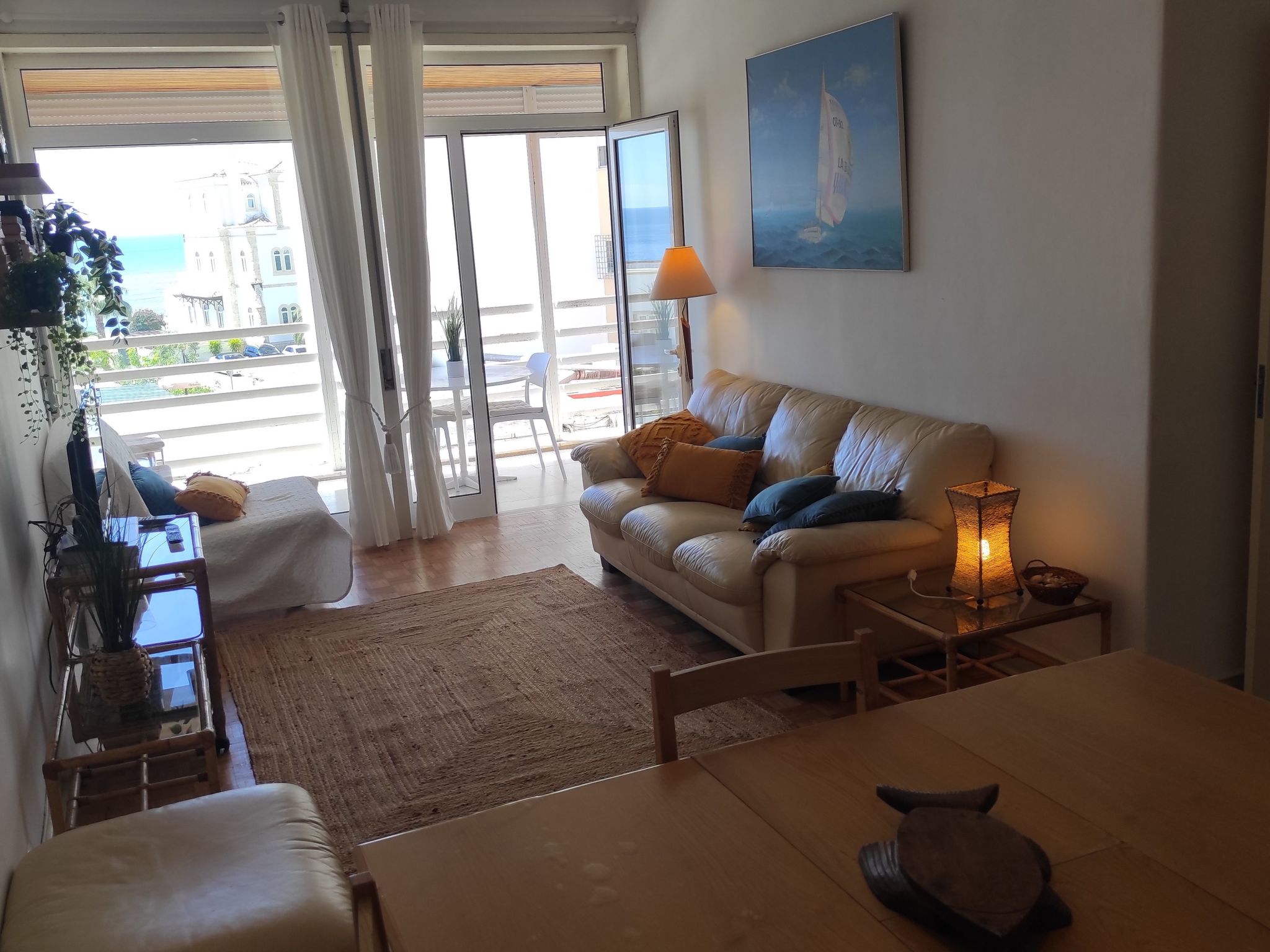 "Peixes" mit Blick auf das Wasser-Binnen