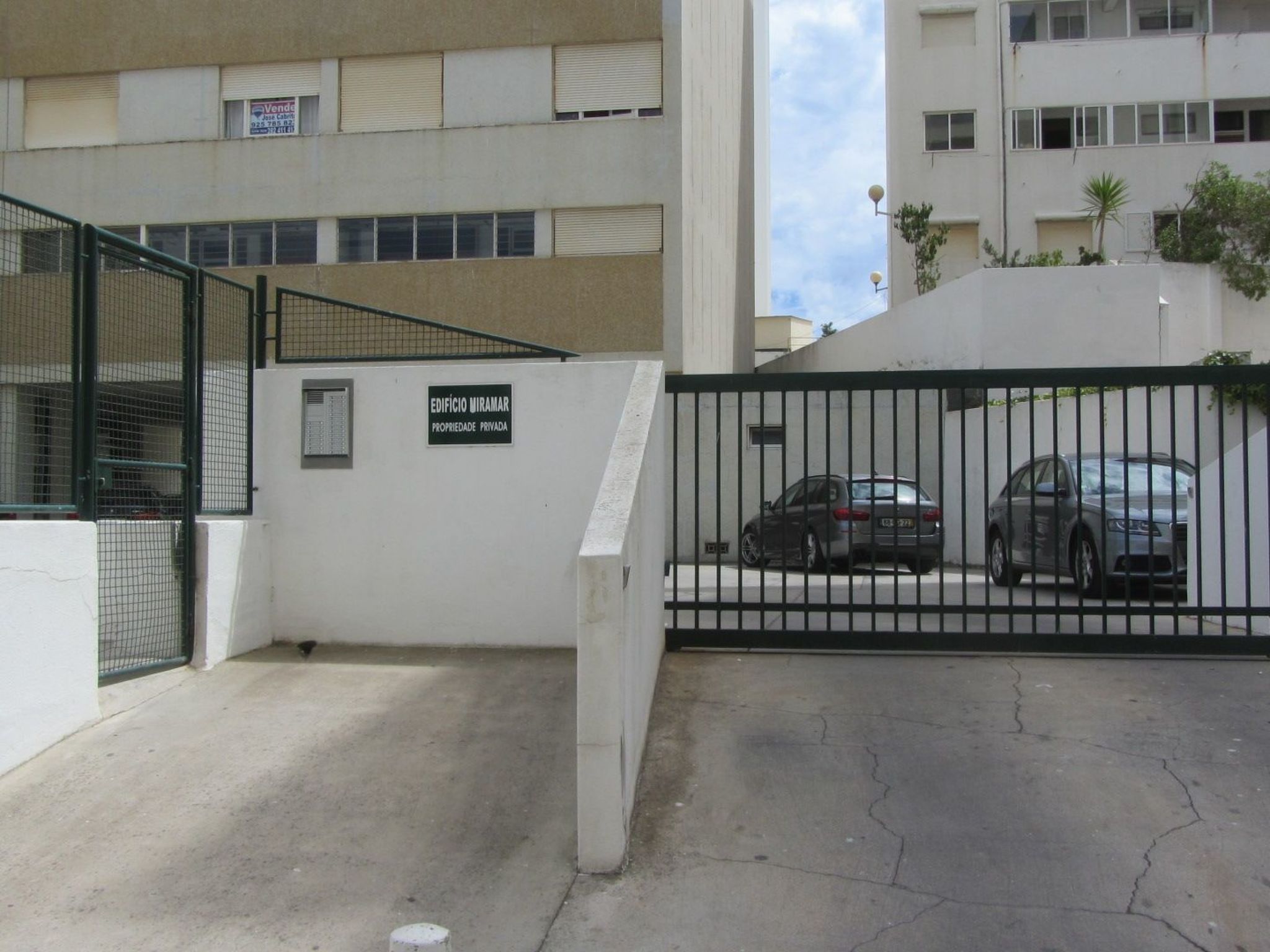 "Peixes" mit Blick auf das Wasser-Binnen