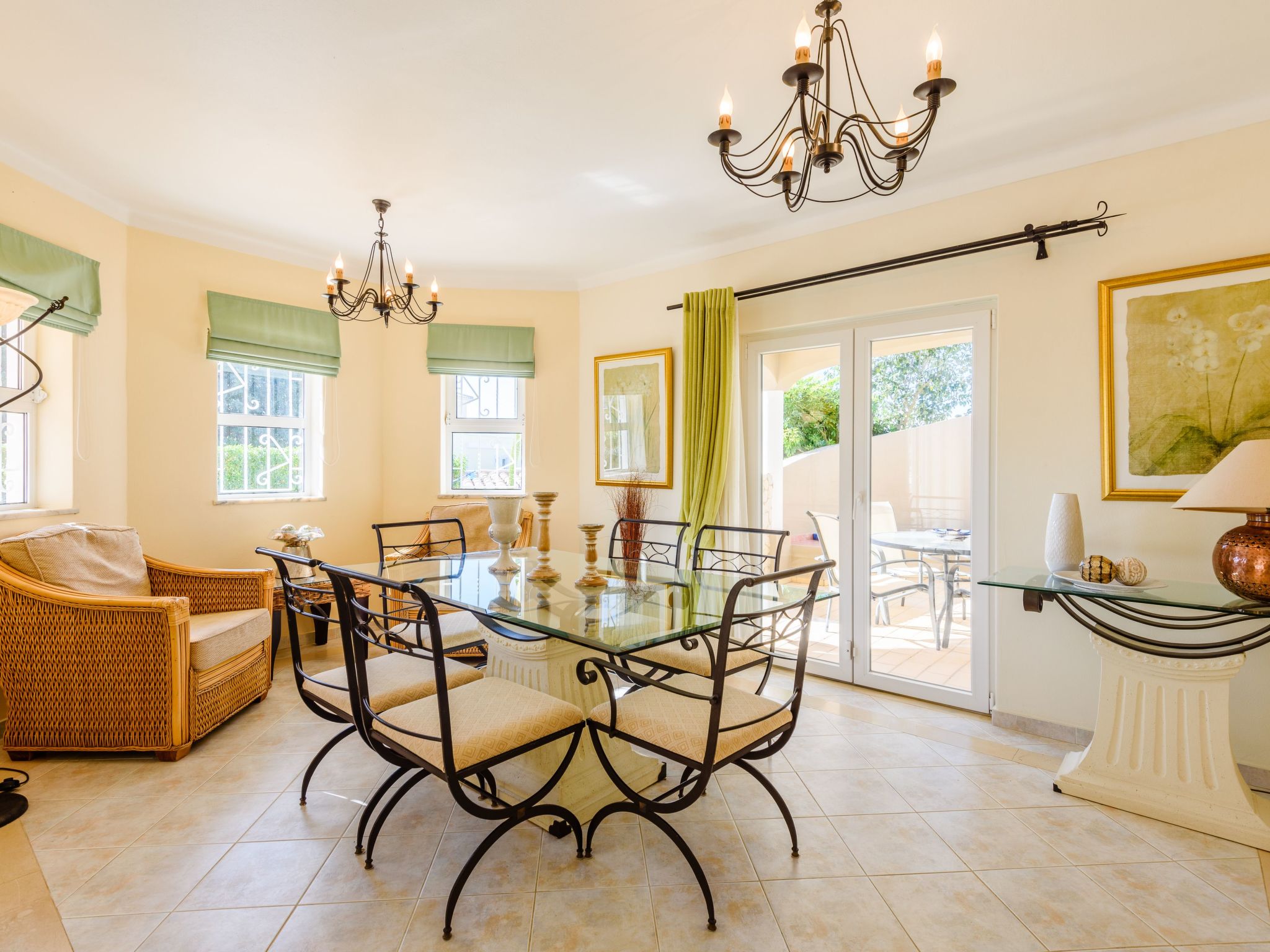 Ferienvilla "Casa Rita" mit privatem Pool-Drinnen