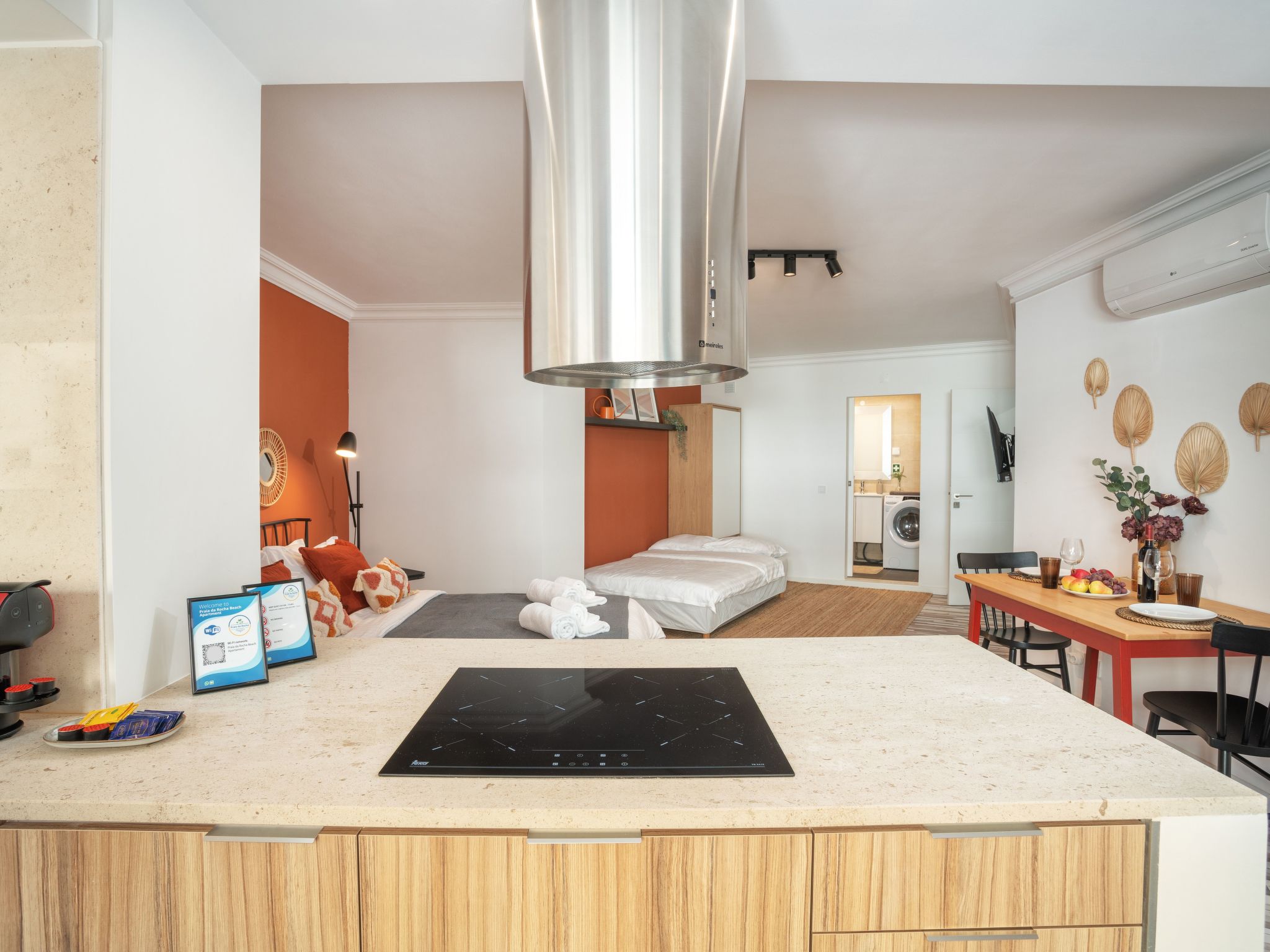 BnB Homes Gemütliche Wohnung in der Nähe der Praia da Rocha-Dedans