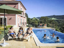 Design villa met infinity pool en panoramisch uitzicht in Monchique - thumbnail 2