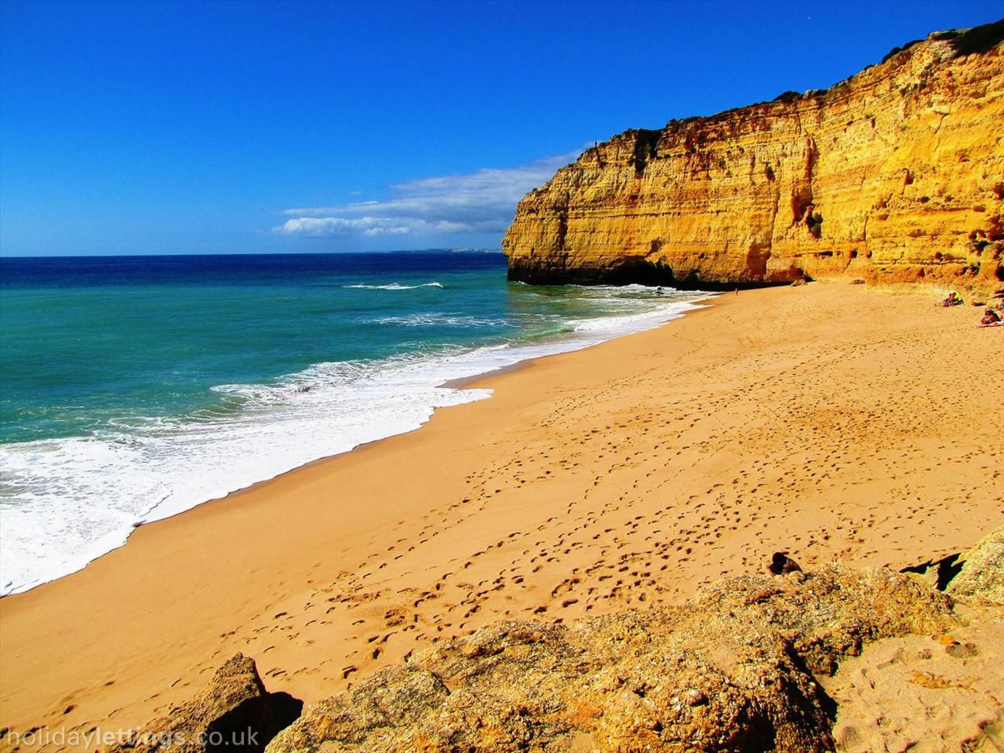 Photo of Große Wohnung in Carvoeiro mit Möblierter Terrasse