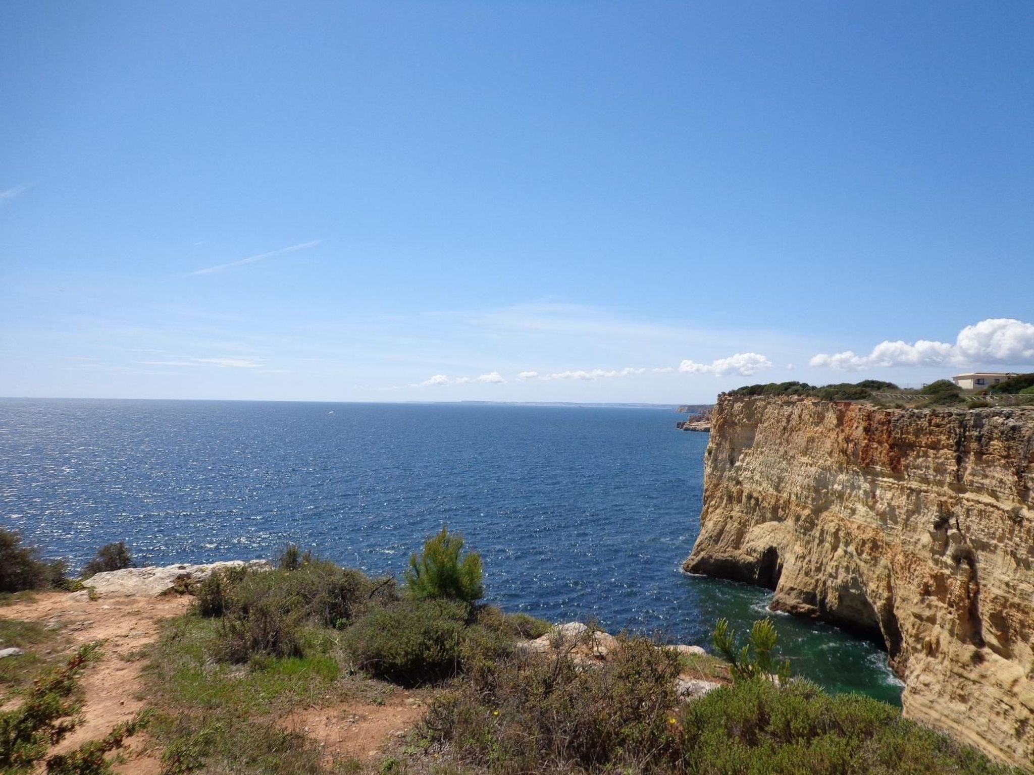 Photo of Große Wohnung in Carvoeiro mit Möblierter Terrasse