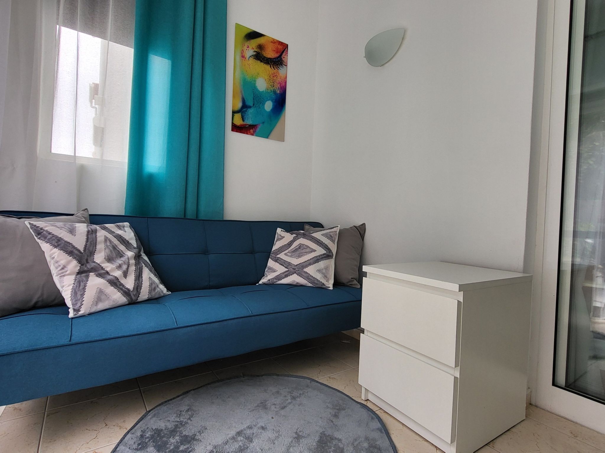 Wohnung mit Blick auf das Wasser-Image-tags.info