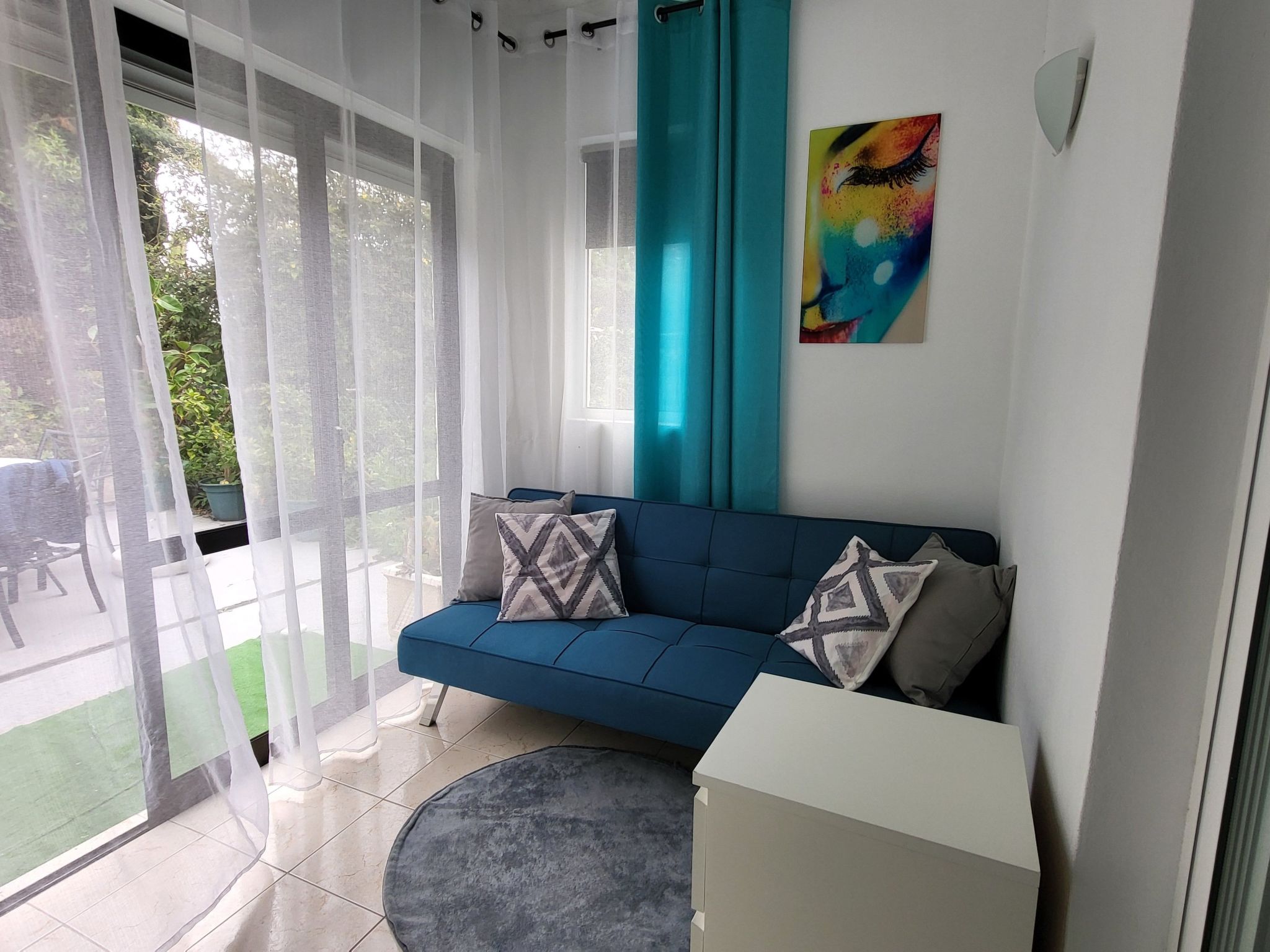 Wohnung mit Blick auf das Wasser-Image-tags.info