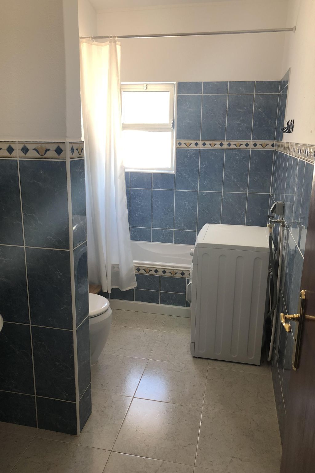 CASA MERLIN-Image-tags.info