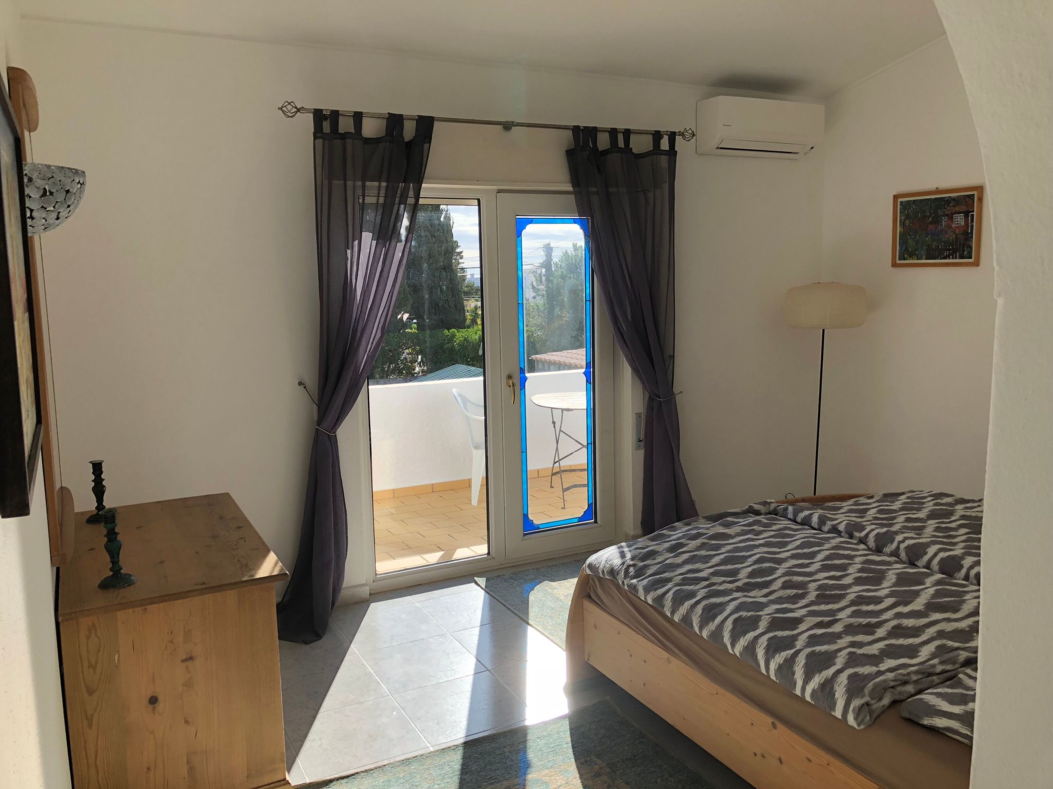 CASA MERLIN-Image-tags.info