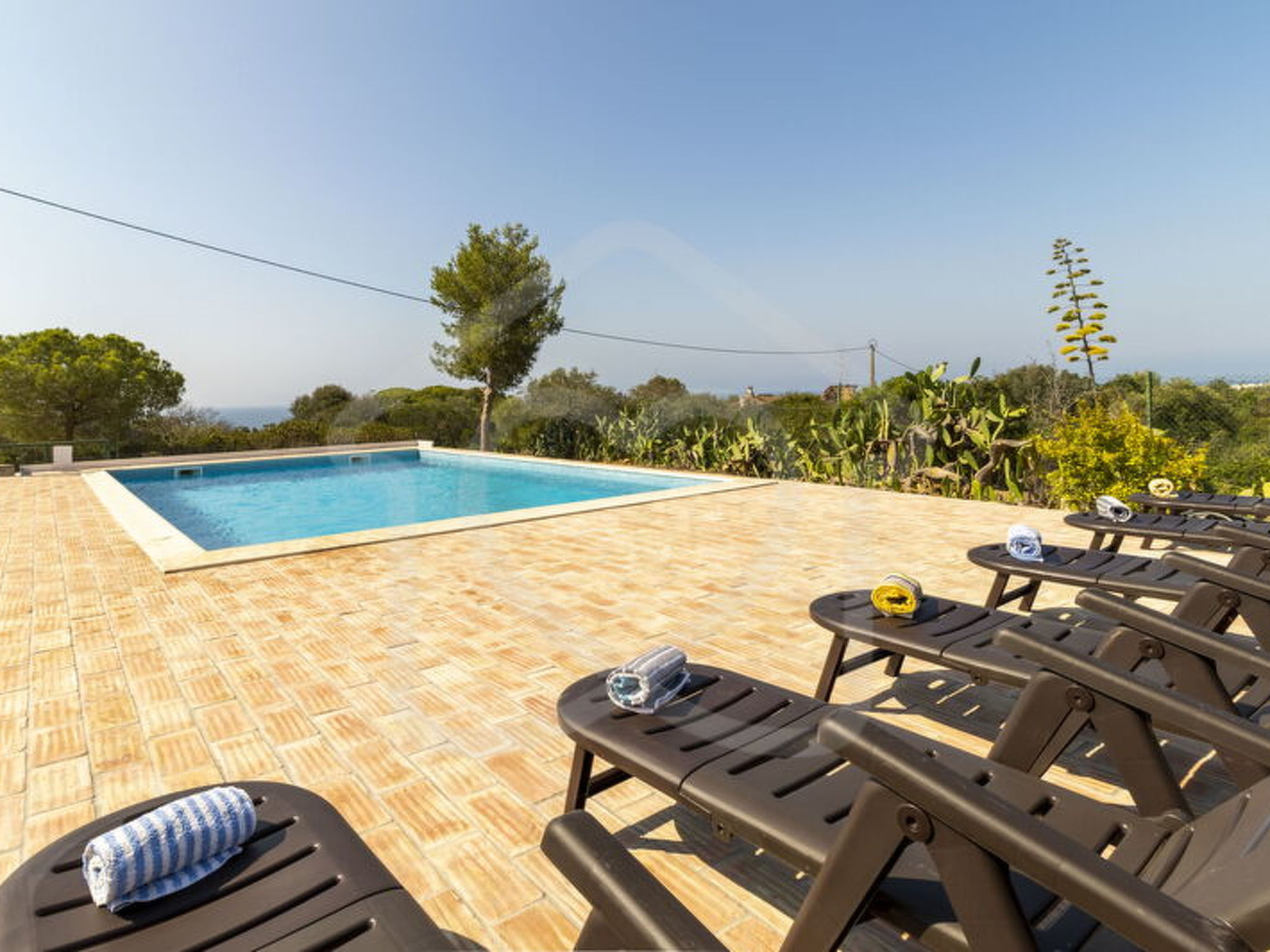 Photo of V3 Praia Da Marinha