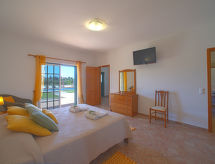 Vakantiehuis Alto da Rafoia (CRV130)