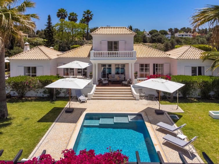 Privézwembad en rust in Villa Atlantico, Carvoeiro in Carvoeiro