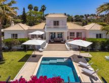 Villa Atlantico: Luxe vrijstaande villa met privézwembad in de heuvels van Carvoeiro - thumbnail 1