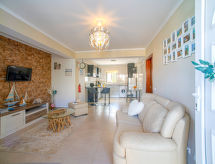 Modern appartement aan de Algarve Golf met gedeeld zwembad en uitzicht - thumbnail 6