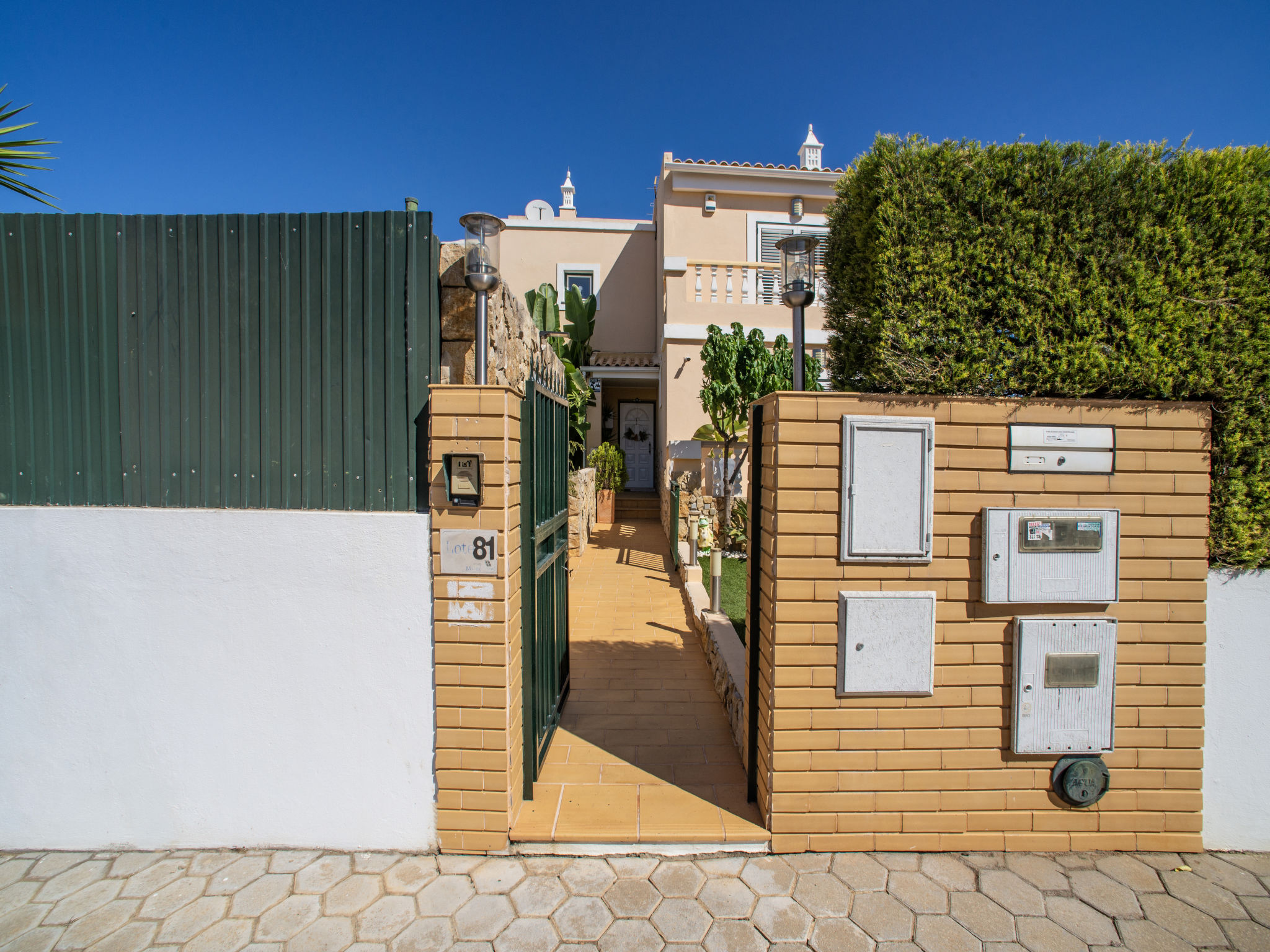 Bela Vista-Outside
