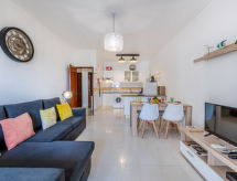 Zonnig appartement bij strand Porches met zwembad en airco - thumbnail 6