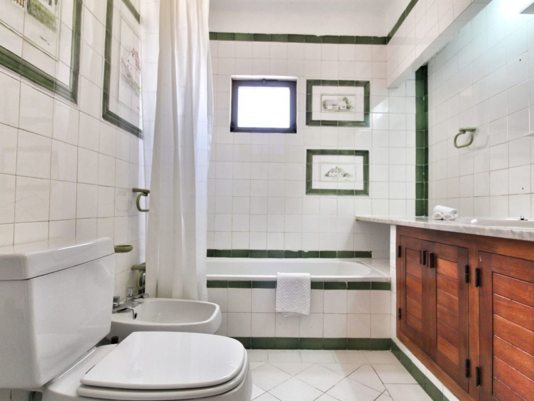 Rustikales, erschwingliches Sommerhaus in Strandnähe-Image-tags.info