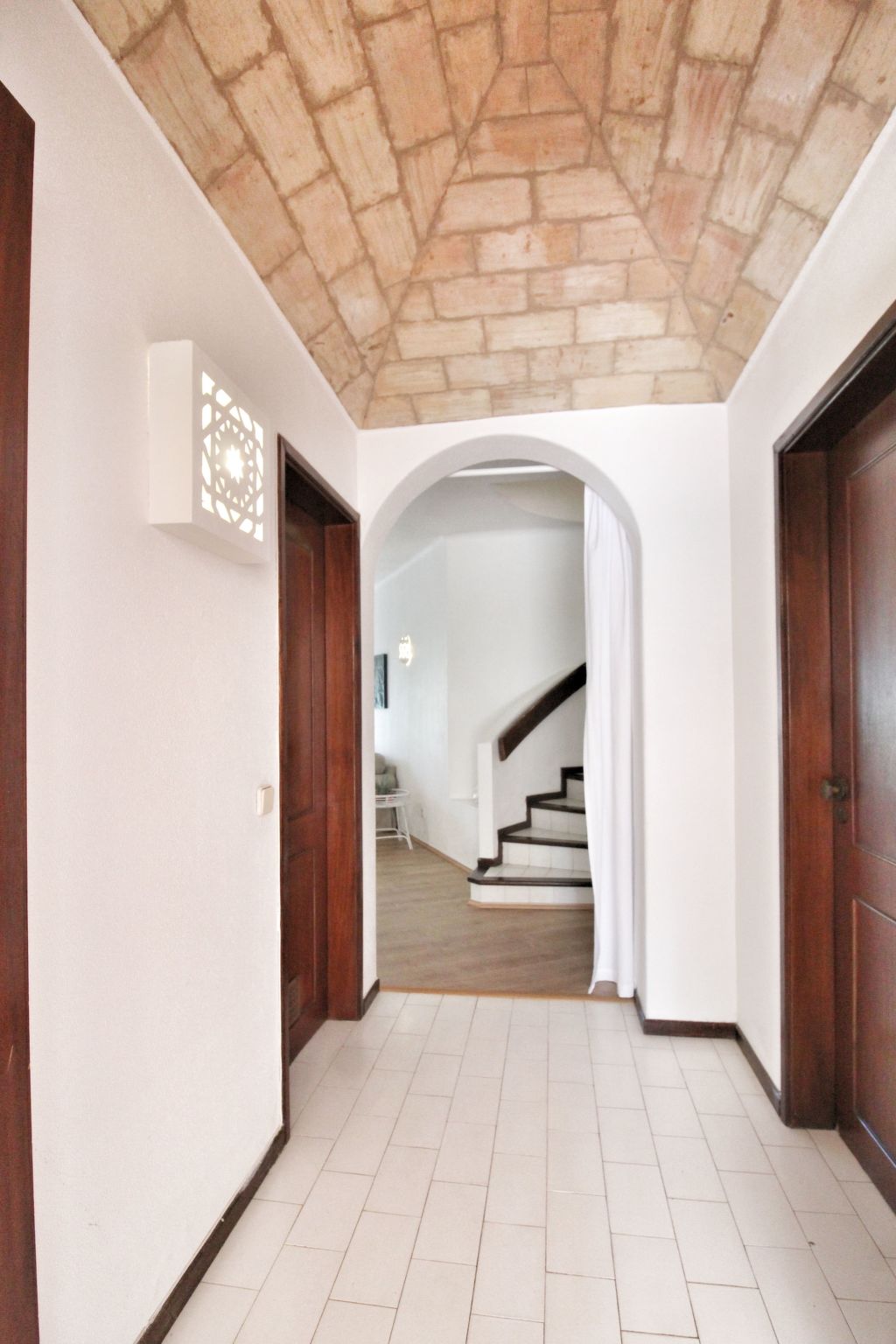 Rustikales, erschwingliches Sommerhaus in Strandnähe-Binnen