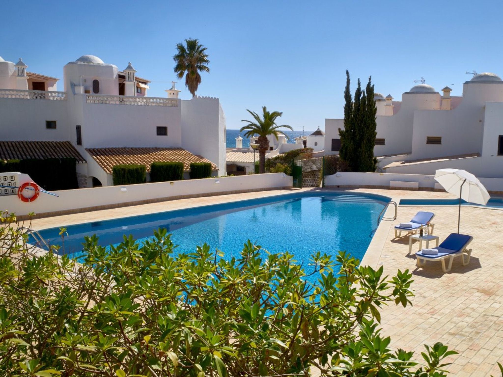 Für 6 Personen ca. 115 m&sup2; in Porches, Algarve (Westalgarve)-Image-tags.info