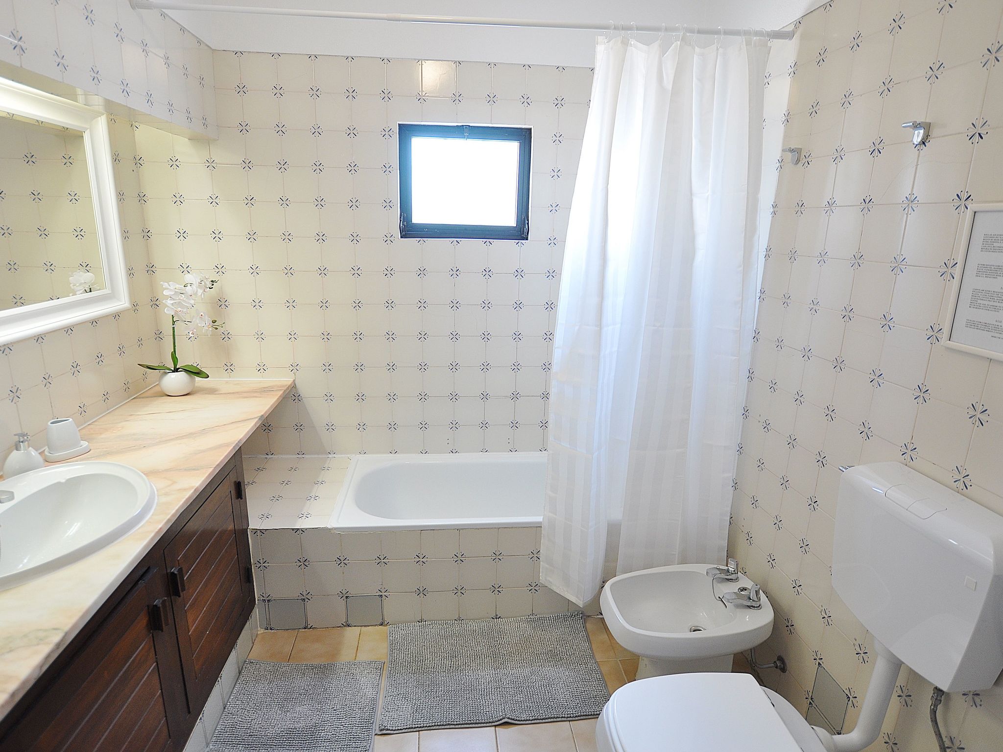 Für 6 Personen ca. 115 m&sup2; in Porches, Algarve (Westalgarve)-Image-tags.info