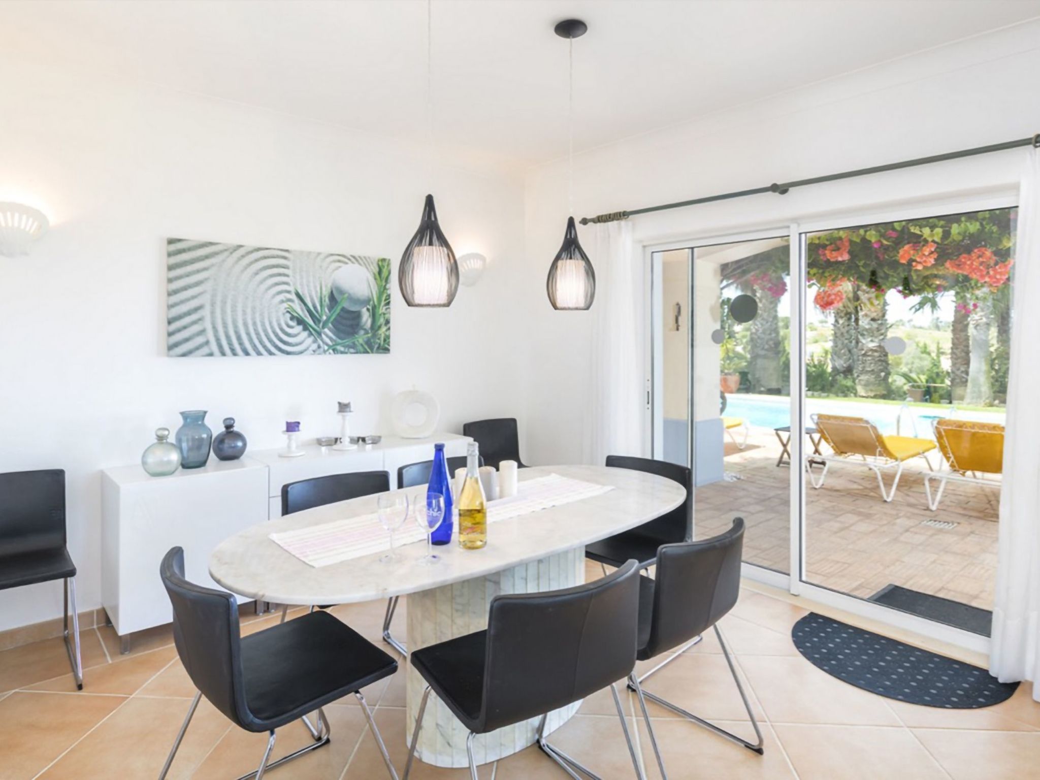 Luxuriöse Villa - Privater Pool und schöner Garten-Drinnen