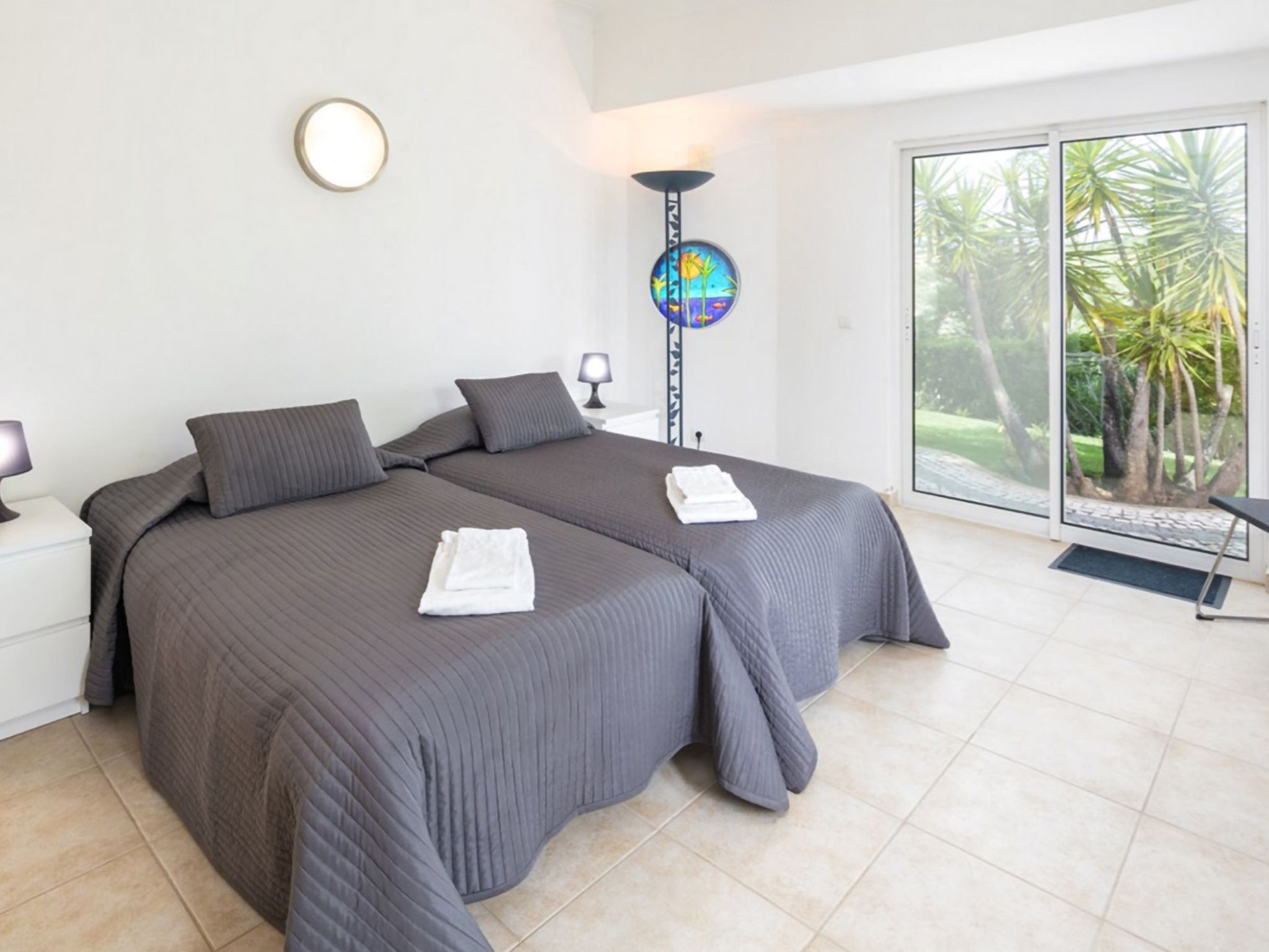 Luxuriöse Villa - Privater Pool und schöner Garten-Drinnen