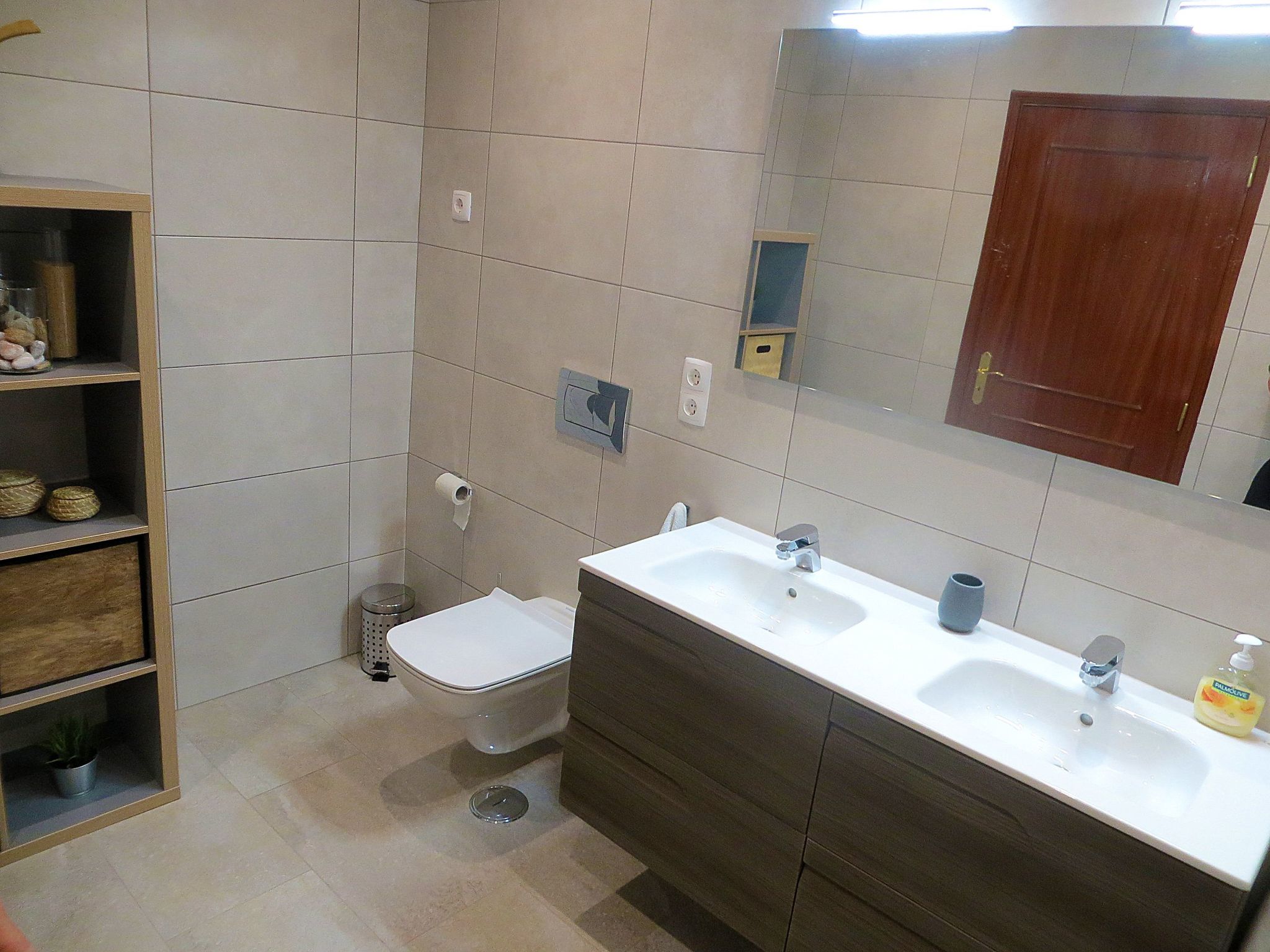 Luxuriöse Villa - Privater Pool und schöner Garten-Drinnen