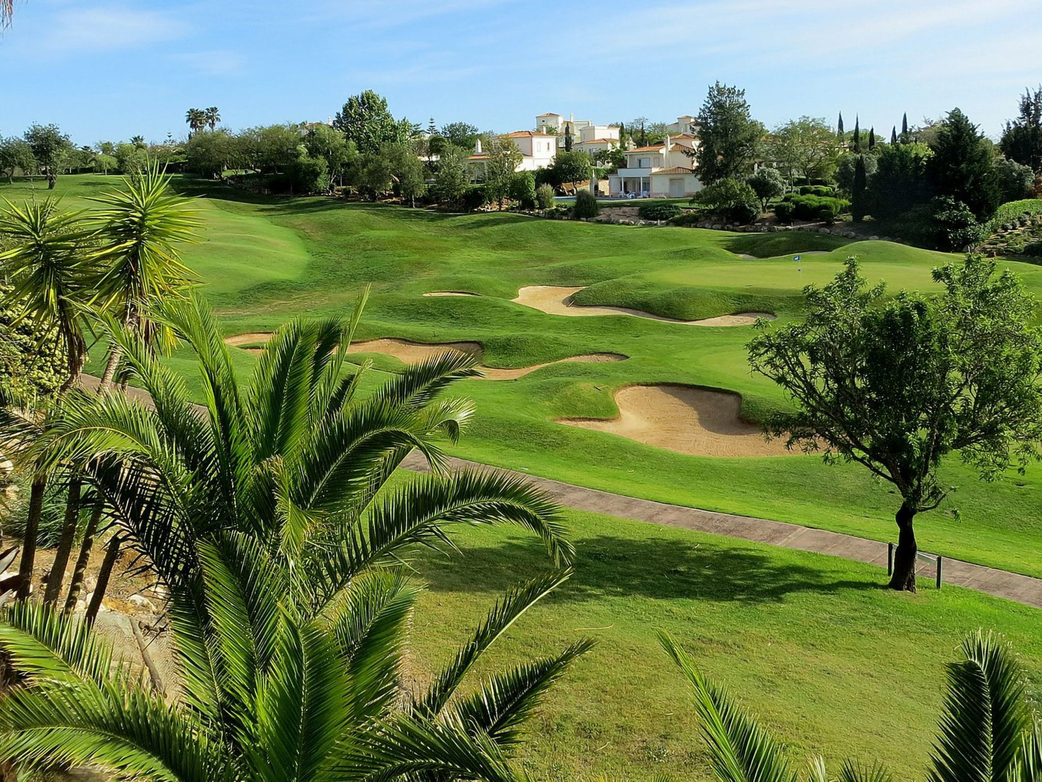 Luxuriöse Villa - Privater Pool und schöner Garten-Drinnen